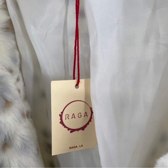 RAGA Siberian Snow Leopard Faux Fur Coat Jacket Women's Size 2X NWT - Picture 7 of 11